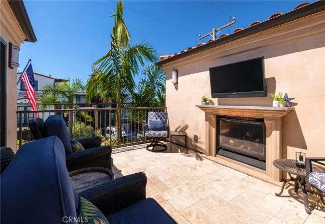 1001 4th, Hermosa Beach, CA 90254