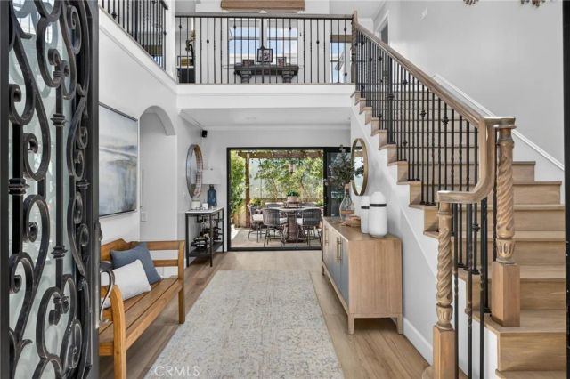 1001 4th, Hermosa Beach, CA 90254