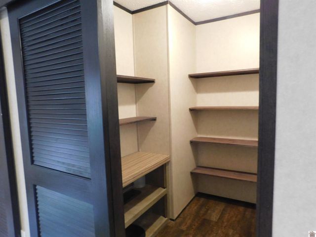 612 Ky 295 N., Kuttawa, KY 42055