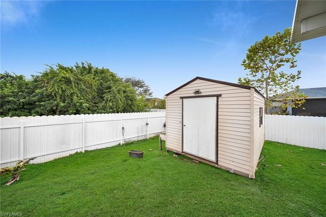 3017 26th ST SW, Lehigh Acres, FL 33976