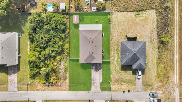 3017 26th ST SW, Lehigh Acres, FL 33976