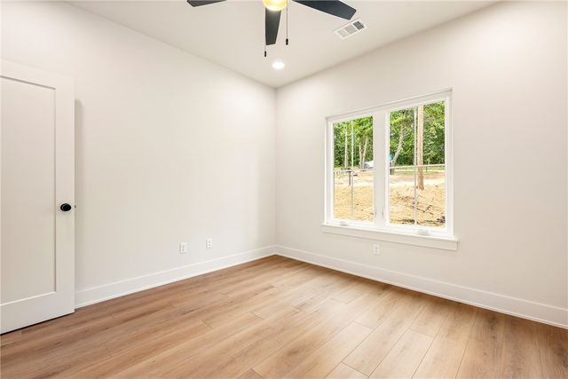 19 Lothian Lane, Bella Vista, AR 72715