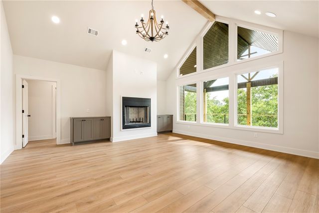 19 Lothian Lane, Bella Vista, AR 72715