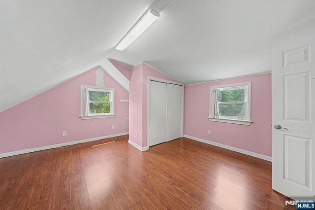 92 Blauvelt Avenue, Bergenfield, NJ 07621