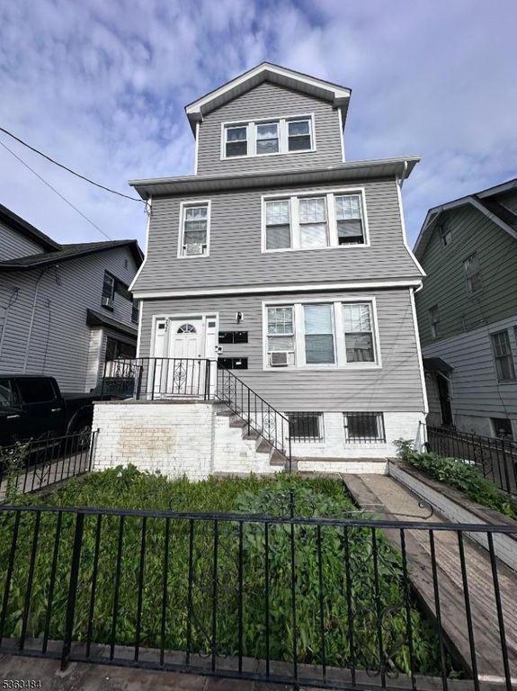 232 Sunset Ave, Newark City, NJ 07106