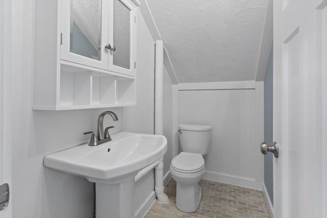 777 Stryker Avenue, Saint Paul, MN 55107