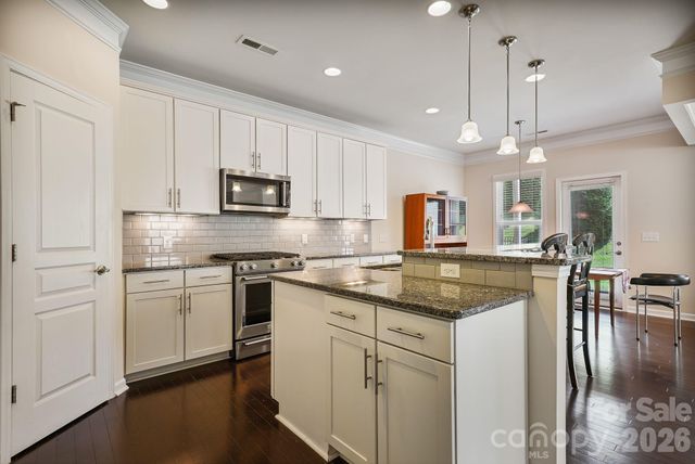 3845 Park South Station Boulevard, Charlotte, NC 28210