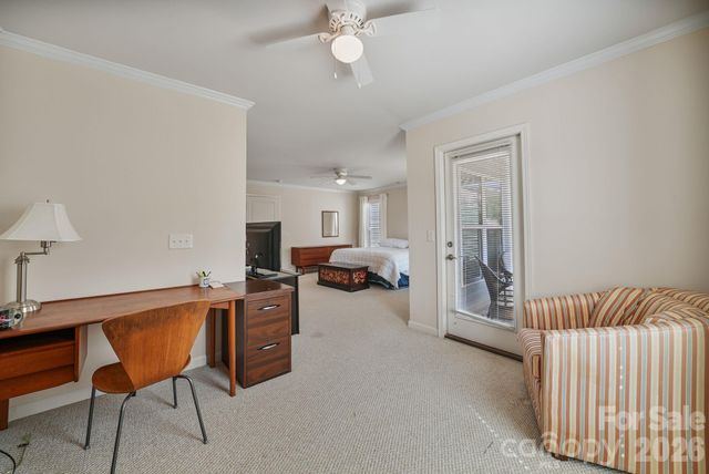 3845 Park South Station Boulevard, Charlotte, NC 28210