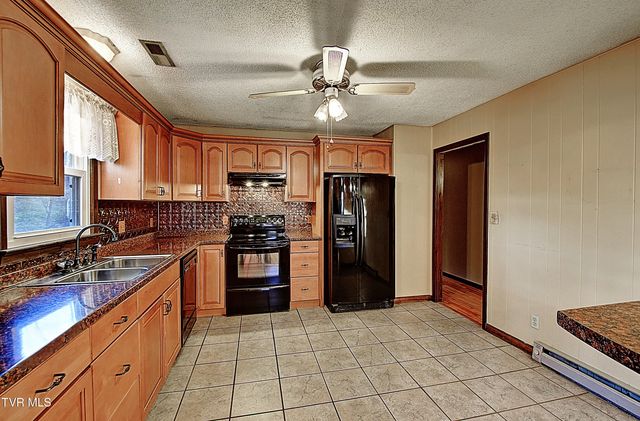 114 Revere Circle, Elizabethton, TN 37643