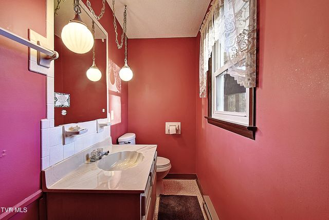 114 Revere Circle, Elizabethton, TN 37643