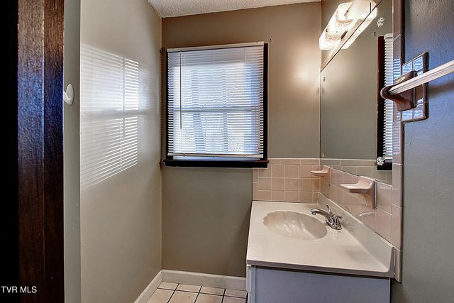 114 Revere Circle, Elizabethton, TN 37643