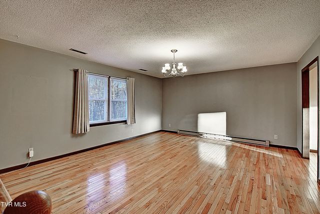 114 Revere Circle, Elizabethton, TN 37643