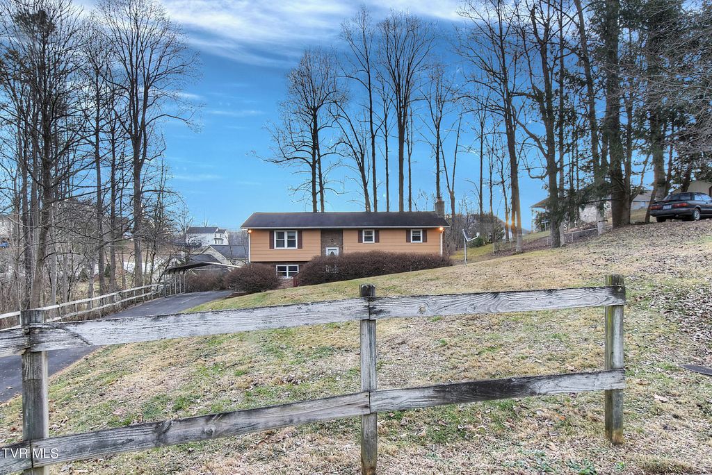 114 Revere Circle, Elizabethton, TN 37643