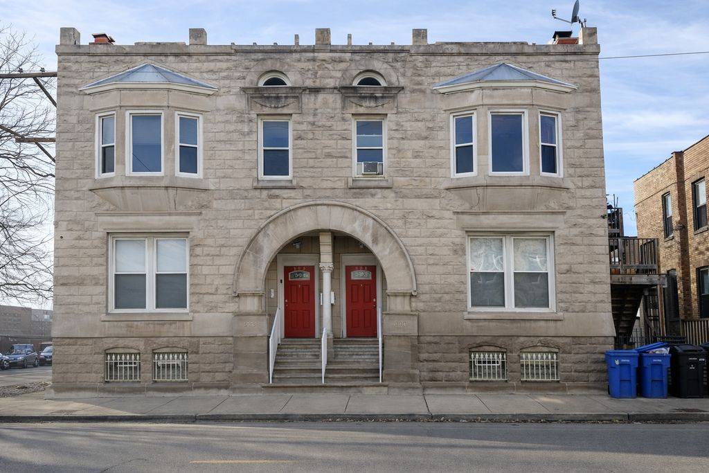 228 N SACRAMENTO Boulevard G, Chicago, IL 60612