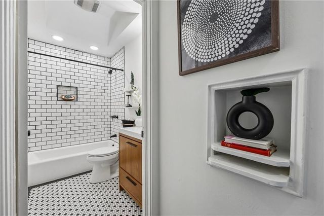 702 Glenwood Avenue SE, Atlanta, GA 30312