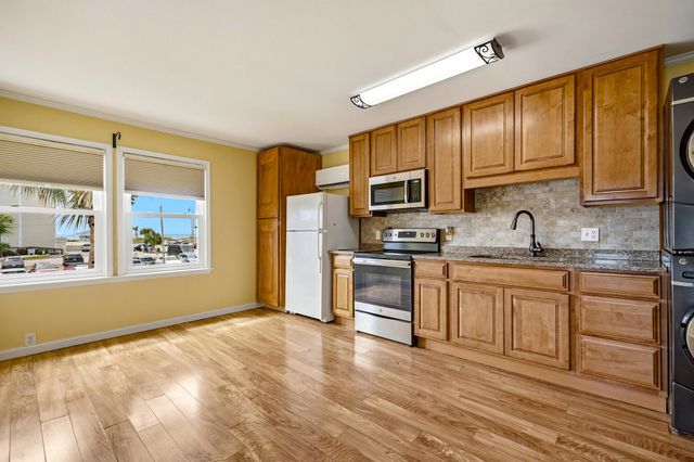 4516 Seaview St Apt 33, North Myrtle Beach, SC 29582