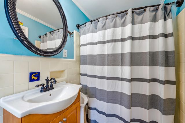 4516 Seaview St Apt 33, North Myrtle Beach, SC 29582