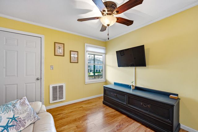 4516 Seaview St Apt 33, North Myrtle Beach, SC 29582