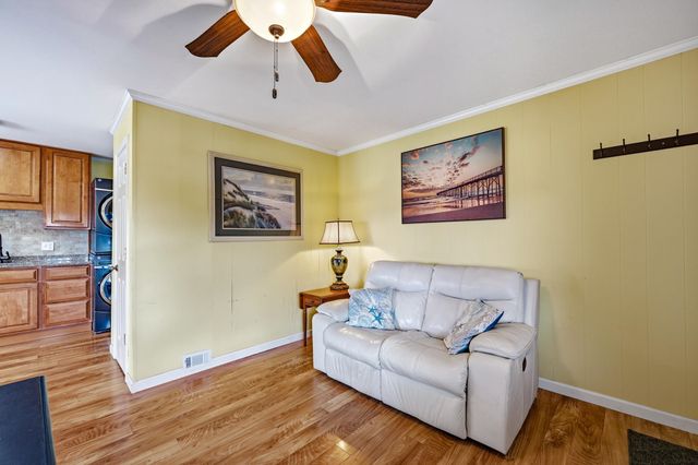 4516 Seaview St Apt 33, North Myrtle Beach, SC 29582