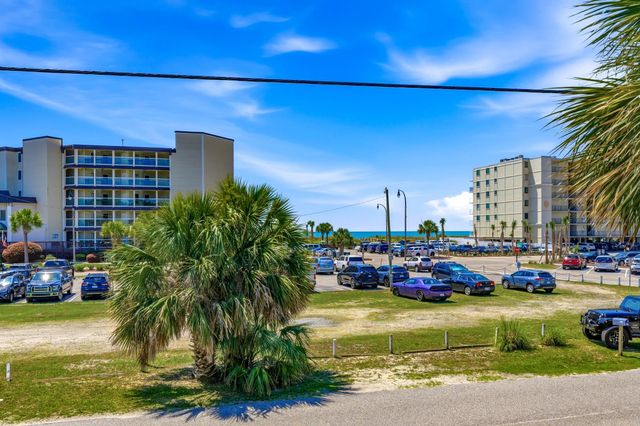 4516 Seaview St Apt 33, North Myrtle Beach, SC 29582