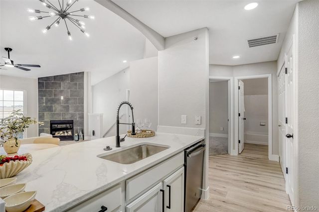 5255 Memphis Street 121, Denver, CO 80239