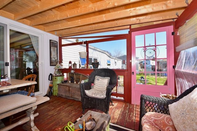16 Francis St, Wareham, MA 02538