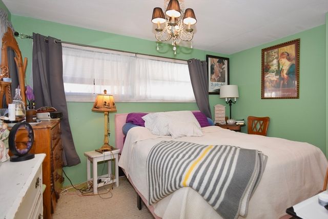 16 Francis St, Wareham, MA 02538