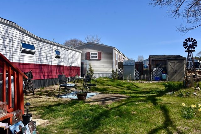 16 Francis St, Wareham, MA 02538