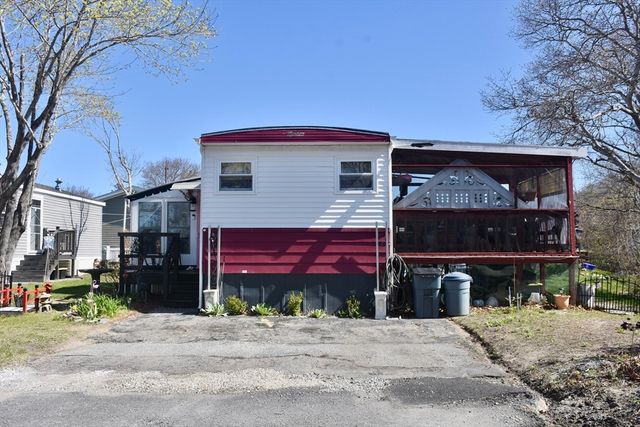 16 Francis St, Wareham, MA 02538