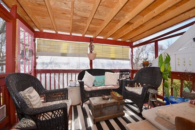 16 Francis St, Wareham, MA 02538