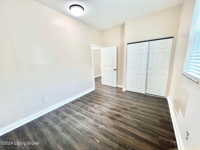 2337 Magazine St, Louisville, KY 40211