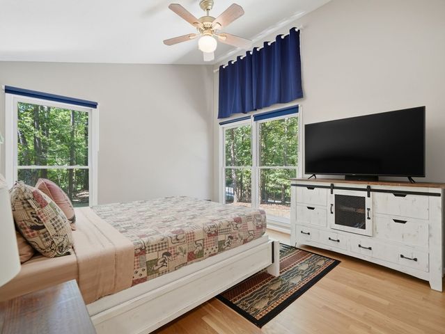 142 Armor Court, Ellijay, GA 30540