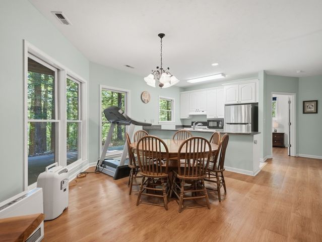 142 Armor Court, Ellijay, GA 30540