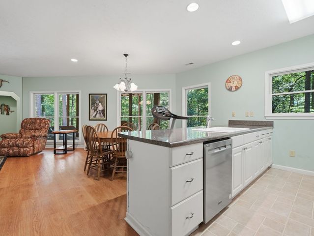 142 Armor Court, Ellijay, GA 30540
