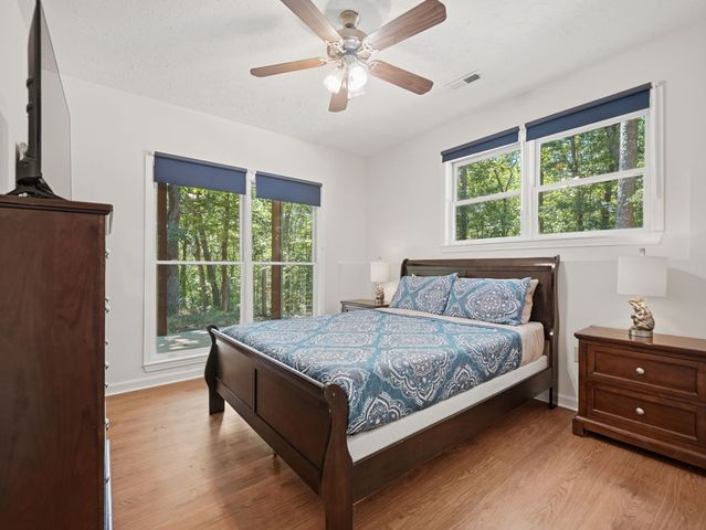142 Armor Court, Ellijay, GA 30540