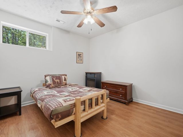 142 Armor Court, Ellijay, GA 30540