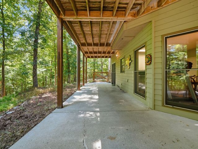 142 Armor Court, Ellijay, GA 30540