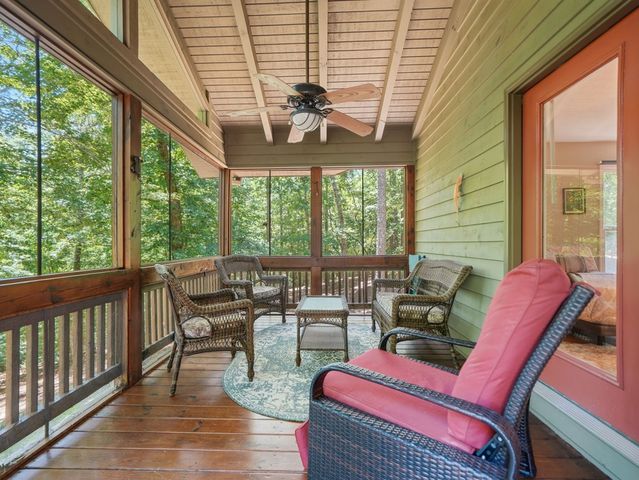 142 Armor Court, Ellijay, GA 30540