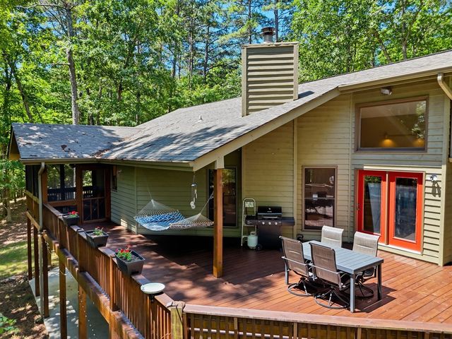 142 Armor Court, Ellijay, GA 30540