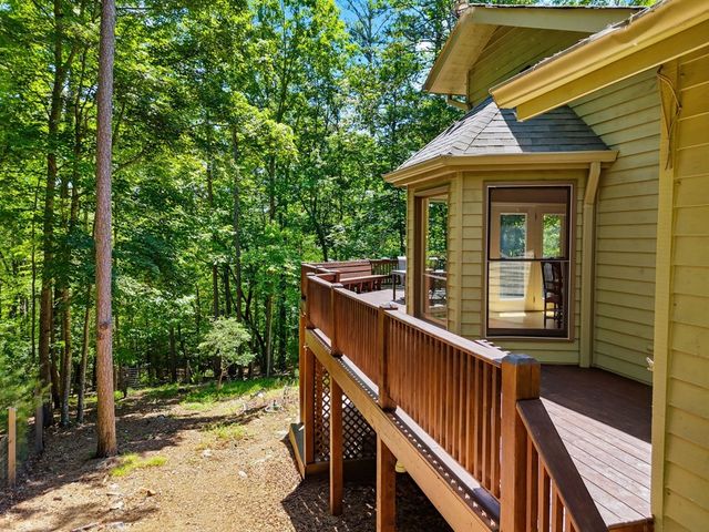 142 Armor Court, Ellijay, GA 30540