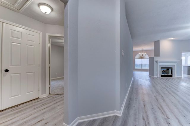 9026 Eaglecove Drive, Houston, TX 77064