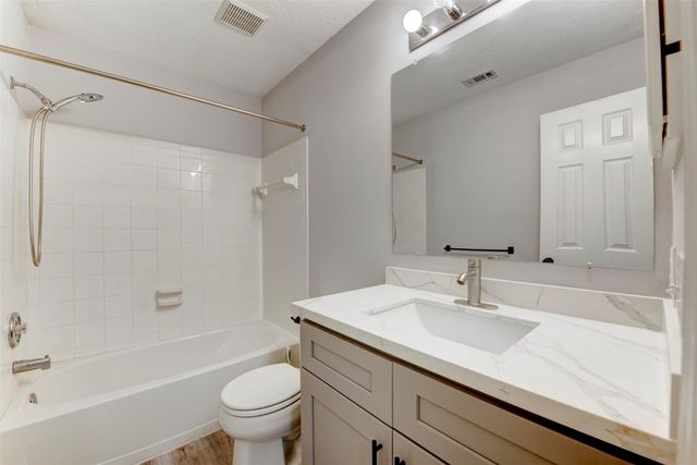 9026 Eaglecove Drive, Houston, TX 77064