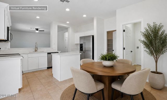 2575 W AMBER SUN Drive, Phoenix, AZ 85085