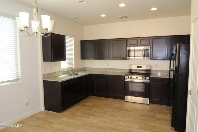 4931 E Sunstone Dr Drive, San Tan Valley, AZ 85143