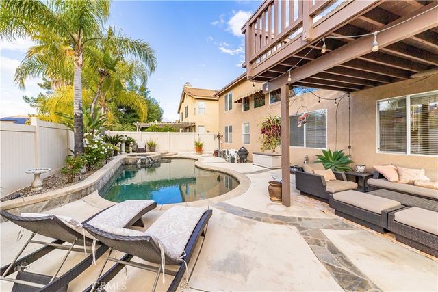 32420 San Marco Dr, Temecula, CA 92592