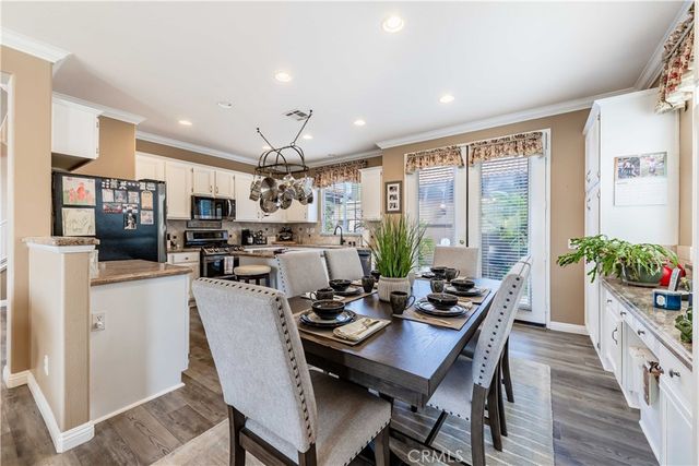 32420 San Marco Dr, Temecula, CA 92592