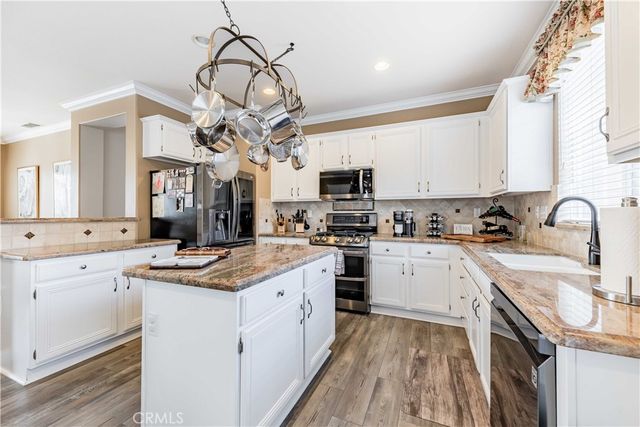 32420 San Marco Dr, Temecula, CA 92592
