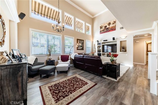 32420 San Marco Dr, Temecula, CA 92592