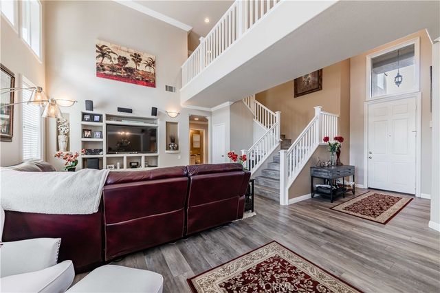 32420 San Marco Dr, Temecula, CA 92592