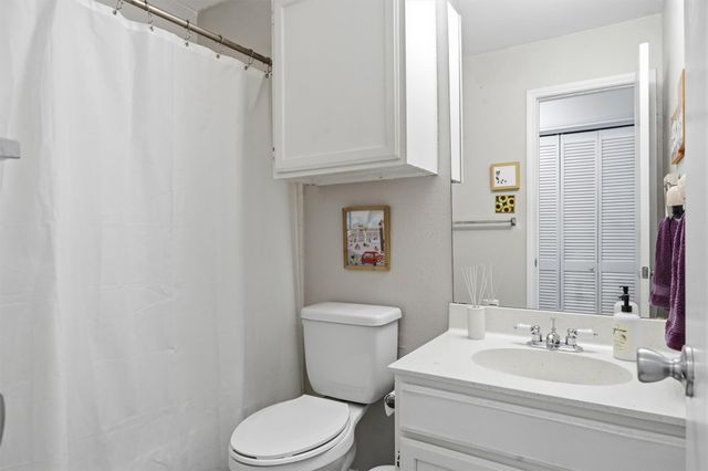 2215 Post RD 1018, Austin, TX 78704